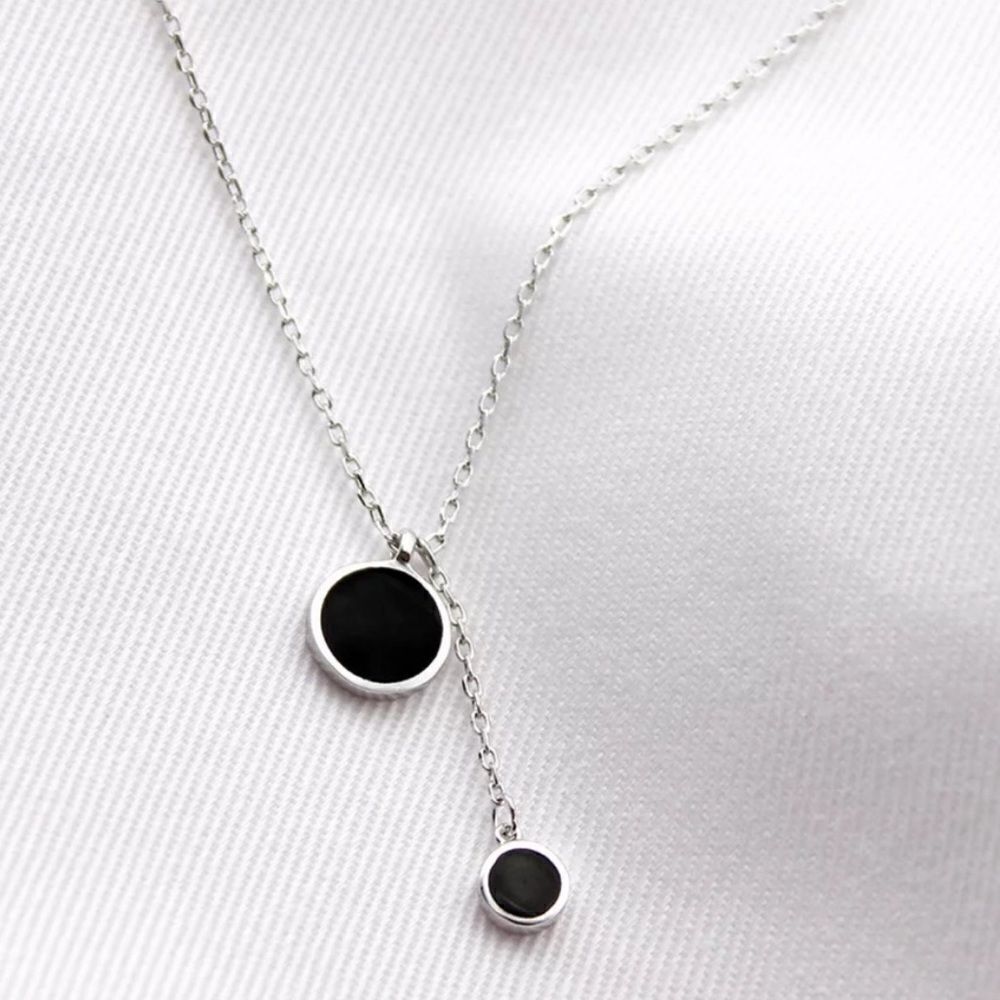 The Polka Dot dangle necklace in enamel and 925 silver